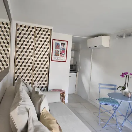 La Glycine Tropezienne *