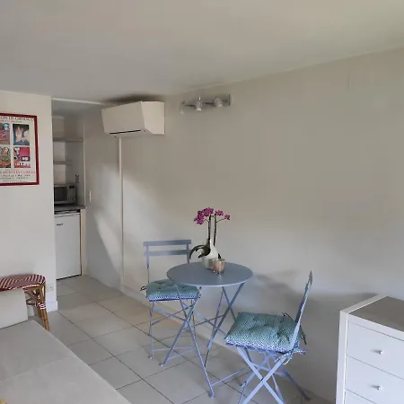 La Glycine Tropezienne Saint-Tropez