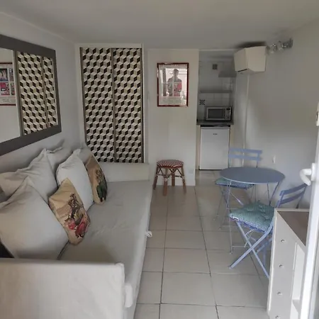 La Glycine Tropezienne *