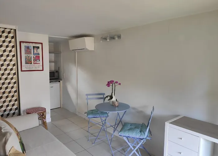 La Glycine Tropezienne Saint-Tropez